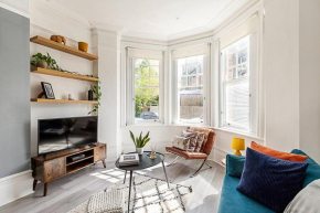 Stylish Hideaway Flat at Milton Park Highgate